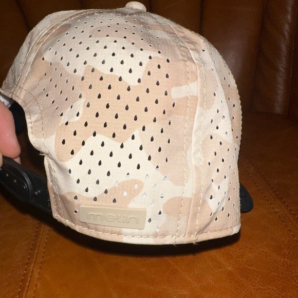 Melin A-Game Hydro Hat - Sand Camo - Picture 4 of 7